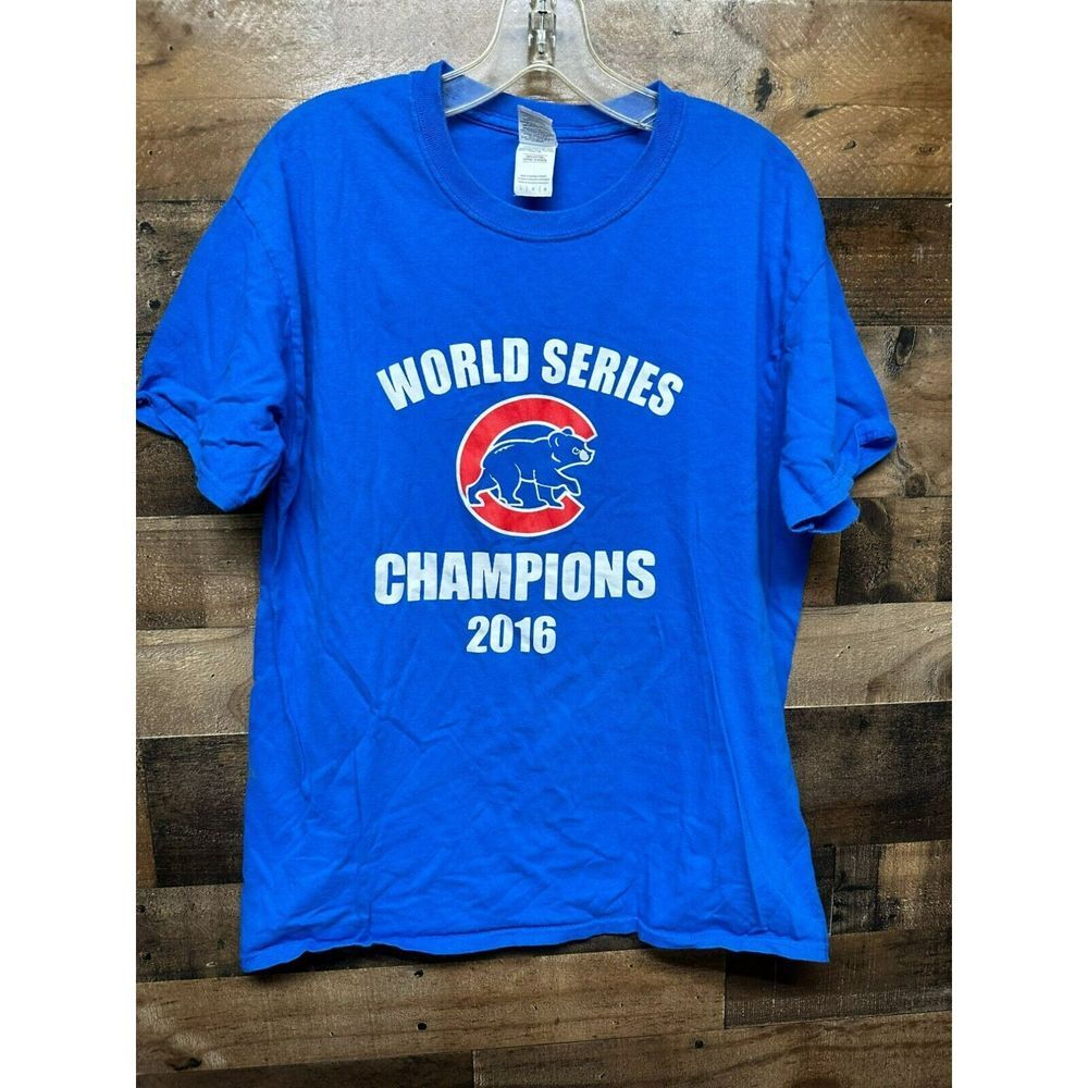 Gildan Chicago Cubs World Series Champions 2016 T-Shirt Size‎ Large